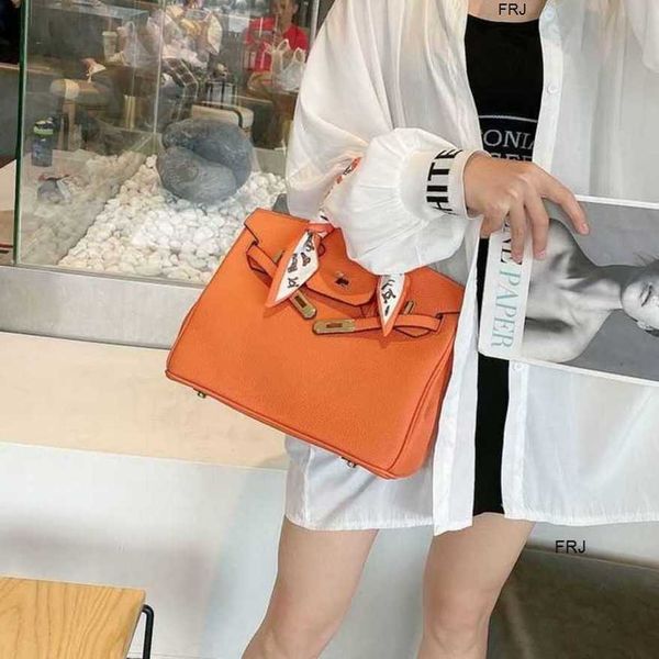 designer birkin handbags herme leather platinum bag 2023 new fashion highcapacity temperament womens high sense hand bill of ladi have logo
designer birkin handbags herme leather platinum bag 2023 new fashion highcapacity temperament womens high sense hand bill of ladi have logo