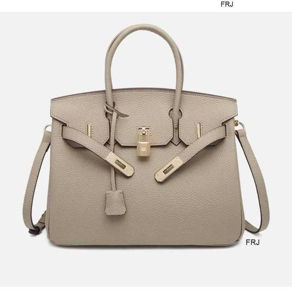 designer bags birkin handbags herme first layer cow leather lychee pattern hand womens highgrade platinum kelys limited edi have logo frj
designer bags birkin handbags herme first layer cow leather lychee pattern hand womens highgrade platinum kelys limited edi have logo frj