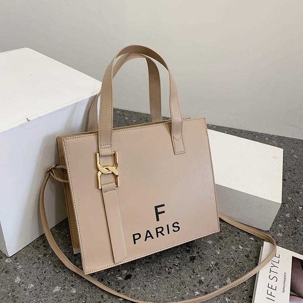 2023 luxury telf designer handbag shoulder messenger fashion letter print tote bag women square large capacity bag
2023 luxury telf designer handbag shoulder messenger fashion letter print tote bag women square large capacity bag