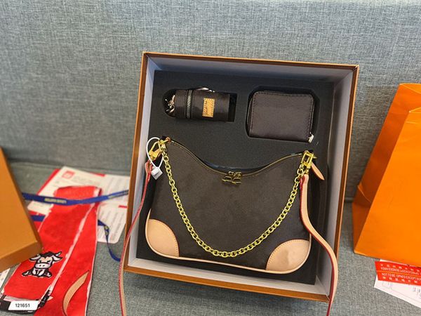 designer shoulder bag hobo purse cosmetic half-moon baguette underarm letter flower printing handbag crossbody metal chain collection 3-piec
designer shoulder bag hobo purse cosmetic half-moon baguette underarm letter flower printing handbag crossbody metal chain collection 3-piec