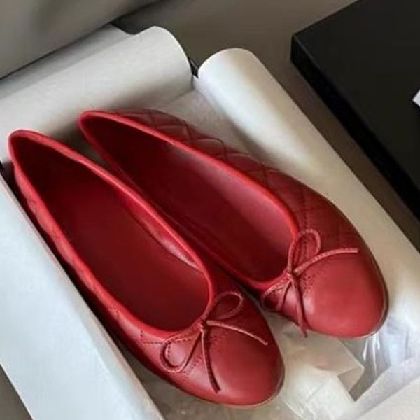 classic designer loafers fashion shoes spring summer autumn ballet flats dance shoes fashion black flat boat shoe sandal leather women casua
classic designer loafers fashion shoes spring summer autumn ballet flats dance shoes fashion black flat boat shoe sandal leather women casua