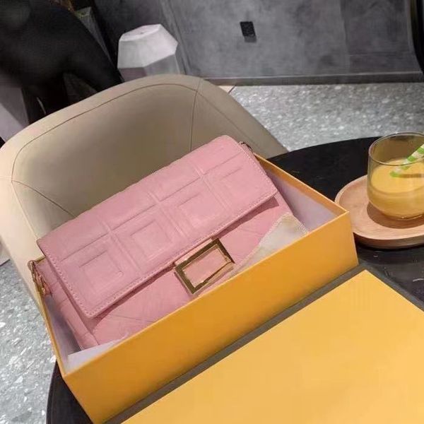 high-quality 2023 women handbag luxury brand designer shoulder fashion 5a bag chain lambskin and metal hardware crossbody bags will never fa
high-quality 2023 women handbag luxury brand designer shoulder fashion 5a bag chain lambskin and metal hardware crossbody bags will never fa