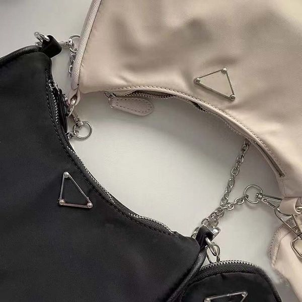 10a designer bag original quality fashion pattern waterproof nylon purse new messenger crossbody mini bag women handbags fashion accessories
10a designer bag original quality fashion pattern waterproof nylon purse new messenger crossbody mini bag women handbags fashion accessories