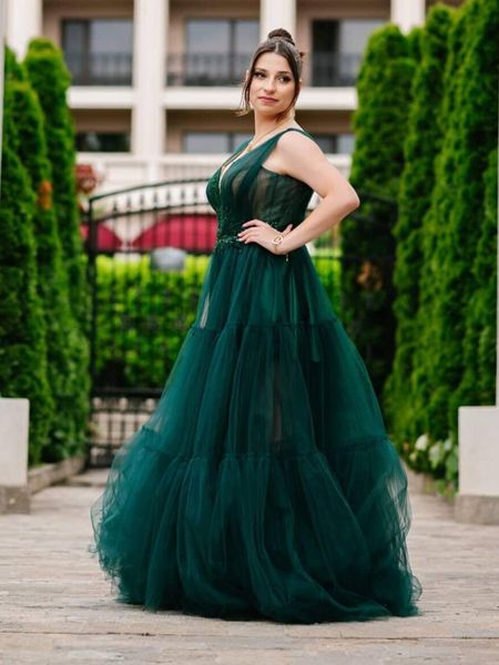 forest wedding dress green bridal gowns sweep train pleats tulle applique beaded waist, White
forest wedding dress green bridal gowns sweep train pleats tulle applique beaded waist, White