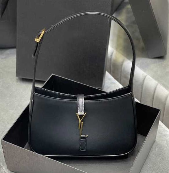 shoulder bags 2022 quality armpit classic leather designer handbags for ladies baguette multi-color fashion wholesale ghj
shoulder bags 2022 quality armpit classic leather designer handbags for ladies baguette multi-color fashion wholesale ghj