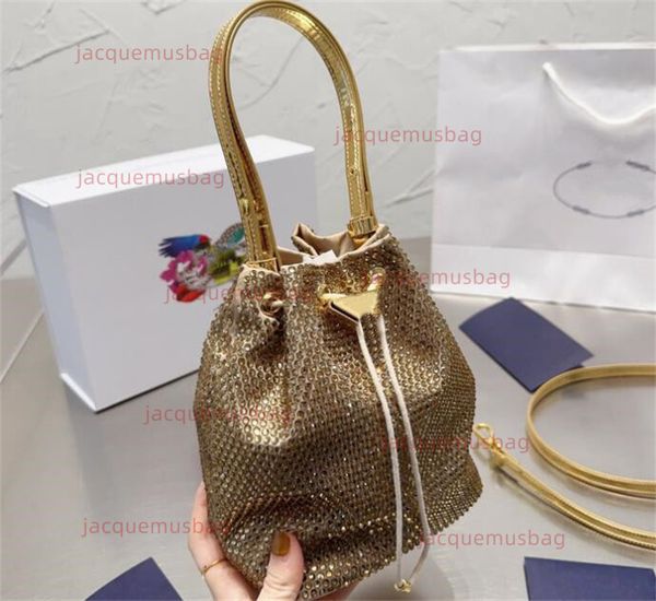 full diamond crystal bucket bag prads women rhinestone tote bags shoulder purse triangle decoration girl letter removable leather shoulder s
full diamond crystal bucket bag prads women rhinestone tote bags shoulder purse triangle decoration girl letter removable leather shoulder s
