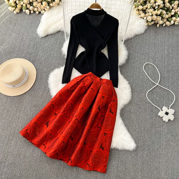 autumn winter women two piece dress v-neck knitted sweater and empire slim floral print skirt office lady suits 2023, White
autumn winter women two piece dress v-neck knitted sweater and empire slim floral print skirt office lady suits 2023, White