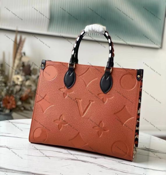 2023 onthego handbags women leather shoulder bags leopard splicing crossbody bag messenger bags designers handbag tote purse m58521
2023 onthego handbags women leather shoulder bags leopard splicing crossbody bag messenger bags designers handbag tote purse m58521