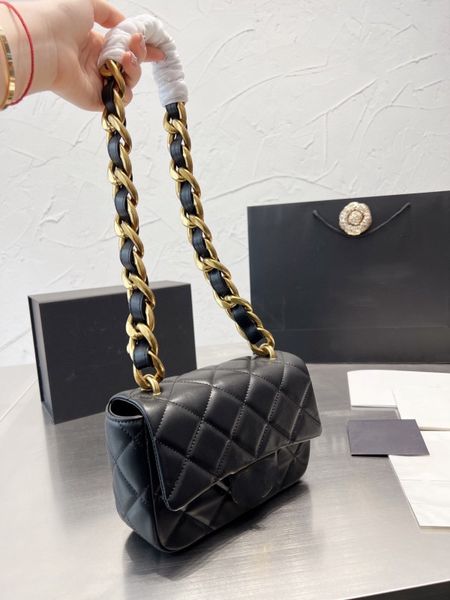 women bags big gold chain bag backpack shoulder bags fashion shopping satchels pu eather hobo handbag crossbody messenger luxury designer pu
women bags big gold chain bag backpack shoulder bags fashion shopping satchels pu eather hobo handbag crossbody messenger luxury designer pu