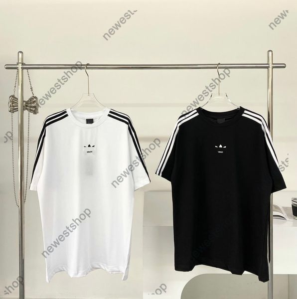 2023 designer women's plus size t-shirt summer paris classical letters print t shirts wear with street t shirt women luxurys stripe pri, Black
2023 designer women's plus size t-shirt summer paris classical letters print t shirts wear with street t shirt women luxurys stripe pri, Black
