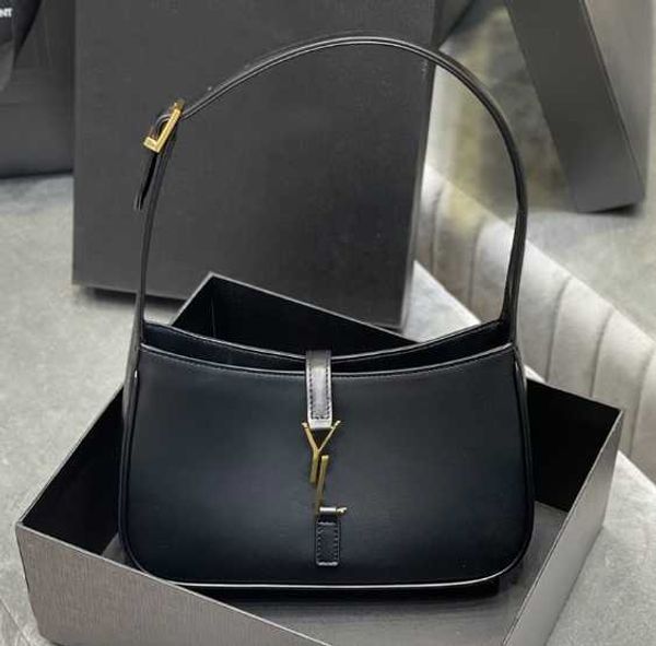 2022 quality armpit bags classic leather designer handbags for ladies shoulder baguette multi-color fashion wholesale dsgdf
2022 quality armpit bags classic leather designer handbags for ladies shoulder baguette multi-color fashion wholesale dsgdf