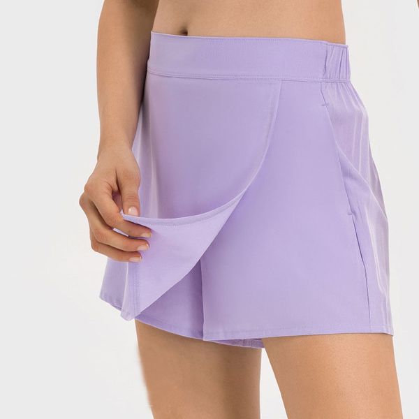l228 mid-rise side-slit tennis skirt water-cooled fabric women tennis shorts cool sports short skirts, Black;red
l228 mid-rise side-slit tennis skirt water-cooled fabric women tennis shorts cool sports short skirts, Black;red