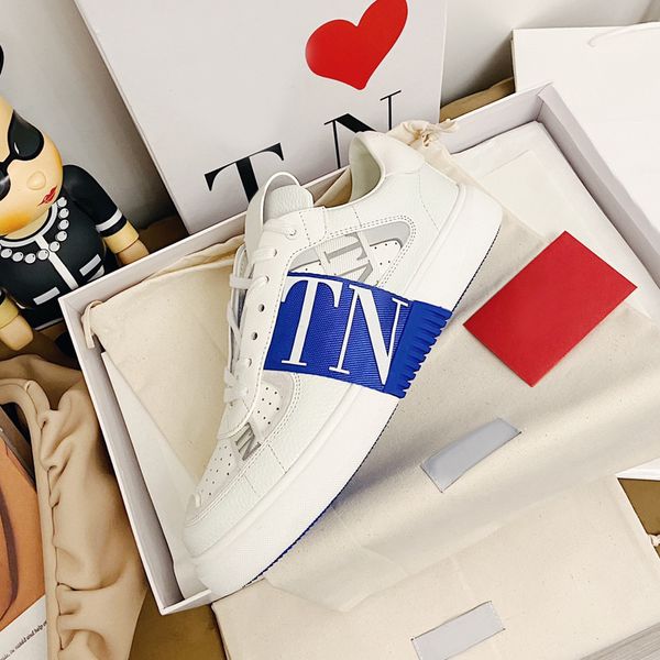 2023 new mens casual shoes calfskin banded 7n sneaker white black blue grey designer sneaker luxury trainers low fashion men women sneakers
2023 new mens casual shoes calfskin banded 7n sneaker white black blue grey designer sneaker luxury trainers low fashion men women sneakers