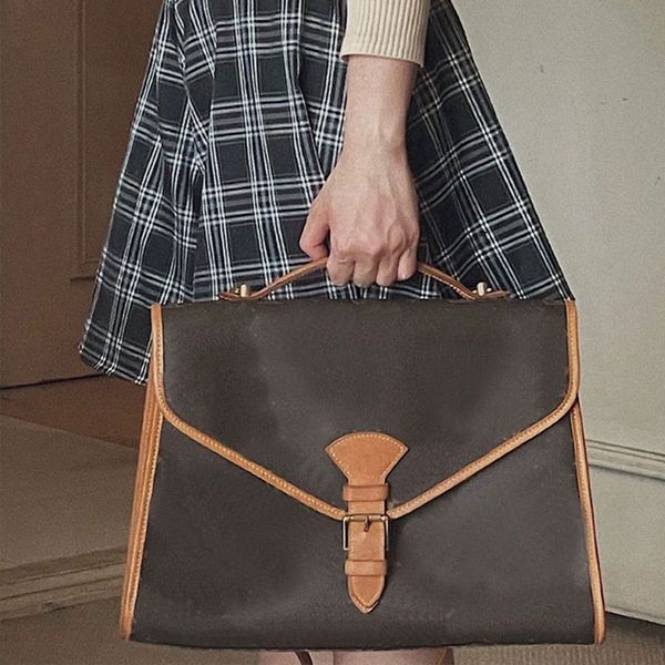 designer hand bag luxury women vintage nurse handbags flap crossbody shoulder messenger bags graffiti genuine leather monograms canvas lady
designer hand bag luxury women vintage nurse handbags flap crossbody shoulder messenger bags graffiti genuine leather monograms canvas lady