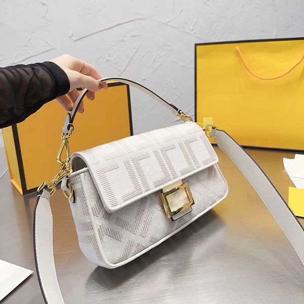 retro baguette bag shoulder bags f letter designer bag canvas womens handbag tote bag vintage crossbody bags black messenger bags women purs
retro baguette bag shoulder bags f letter designer bag canvas womens handbag tote bag vintage crossbody bags black messenger bags women purs