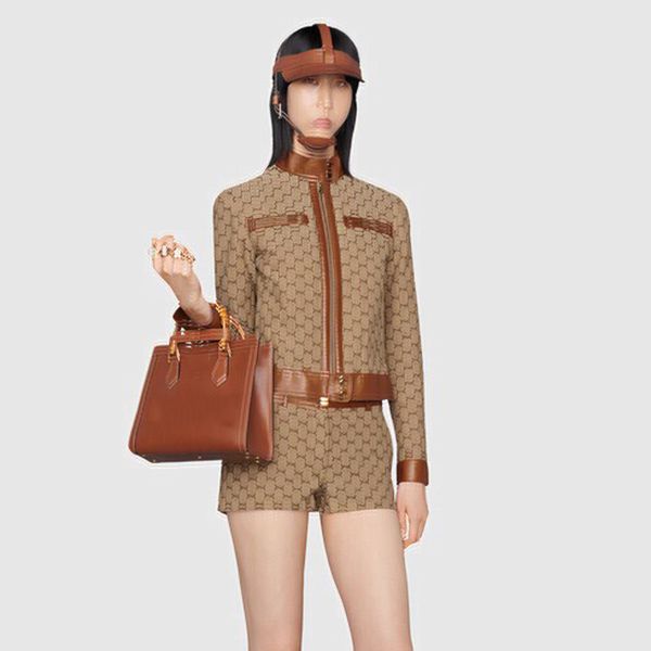 designer womens jackets two piece sets pants short clothes outerwears crew neck luxury brand clothing long sleeves leisure style sportswear, White
designer womens jackets two piece sets pants short clothes outerwears crew neck luxury brand clothing long sleeves leisure style sportswear, White