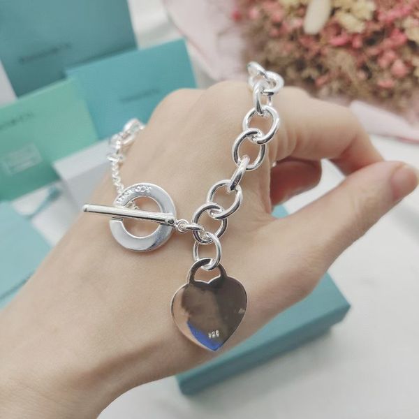 women's version 1:1 silver tiffan heart tag love peach heart ring interlocking coarse chain heart type pendant necklace valentine'
women's version 1:1 silver tiffan heart tag love peach heart ring interlocking coarse chain heart type pendant necklace valentine'