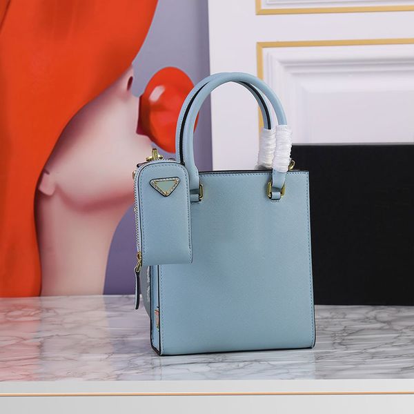 small tote bag embossed letter designer handbags removable zipper pouch wallet crossbody bags triangle sign adjustable detachable woven shou
small tote bag embossed letter designer handbags removable zipper pouch wallet crossbody bags triangle sign adjustable detachable woven shou