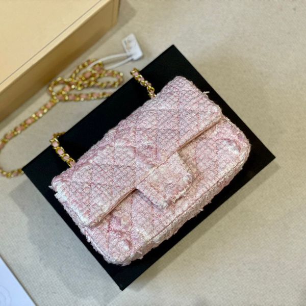 bags totes handbag designer bag comen classic imitation brand stitching pink canvas letter buckle shoulder bag versatile commuter chain part
bags totes handbag designer bag comen classic imitation brand stitching pink canvas letter buckle shoulder bag versatile commuter chain part