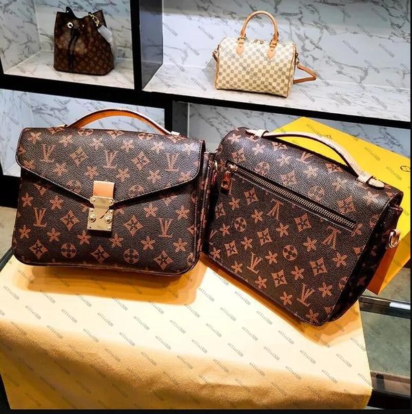 women luxurys designers bags handbag 2022women handbags lady messenger fashion shoulder bag luxury crossbody tote wallet louiseitys lvs viut
women luxurys designers bags handbag 2022women handbags lady messenger fashion shoulder bag luxury crossbody tote wallet louiseitys lvs viut
