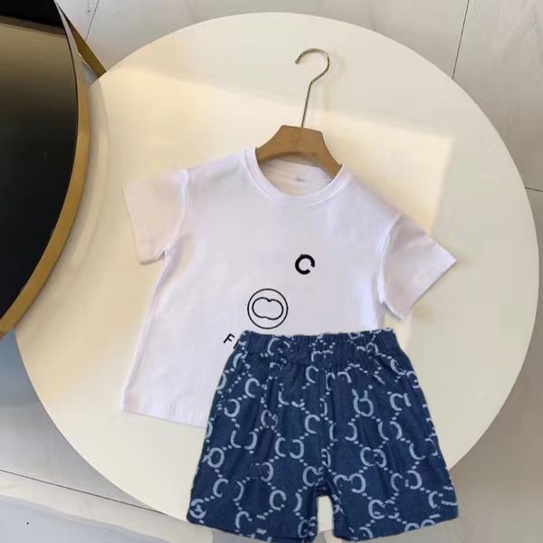 kid set t shirt kids designer sets baby clothes luxury summer girl boy clothe shorts sleeve with letters, White
kid set t shirt kids designer sets baby clothes luxury summer girl boy clothe shorts sleeve with letters, White