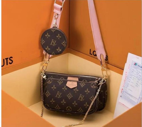 designer women bag shoulder bags handbag original box date code cross body woman clutch purse with patterns flowers and letters three in one
designer women bag shoulder bags handbag original box date code cross body woman clutch purse with patterns flowers and letters three in one