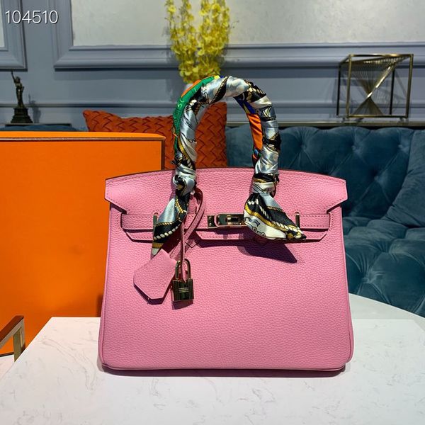 beautiful temperamental ladies bags handmade luxury designer handbags brand shoulder classic evening women purse 2023 new cowhide leather cl, Black;red
beautiful temperamental ladies bags handmade luxury designer handbags brand shoulder classic evening women purse 2023 new cowhide leather cl, Black;red