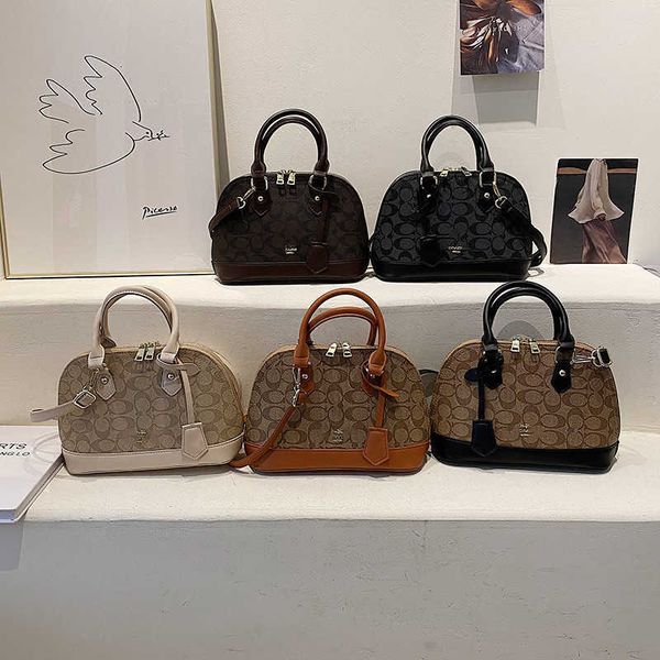 women's designer bags tote bag handbags 2023 new fashion shell hand messenger shoulder women fashion habdbags factory direct sales
women's designer bags tote bag handbags 2023 new fashion shell hand messenger shoulder women fashion habdbags factory direct sales