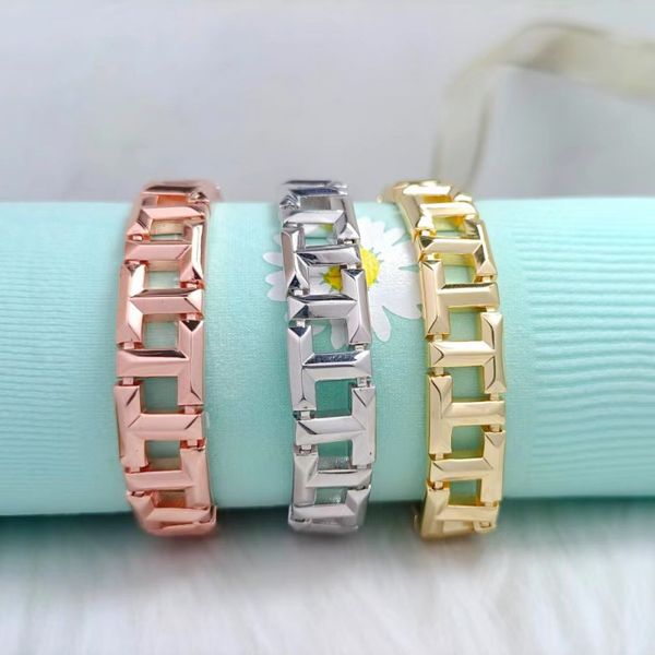 fashion designer women's bracelet 18k gold chain girls holiday jewelry gift factory wholesale, Black
fashion designer women's bracelet 18k gold chain girls holiday jewelry gift factory wholesale, Black