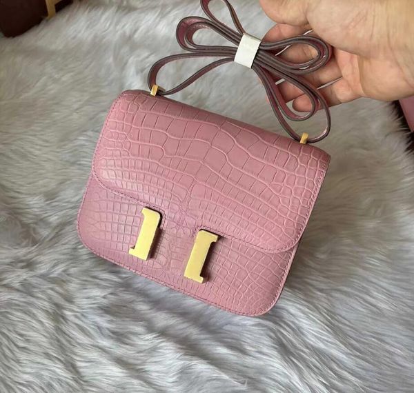 fashion new ladies bag crocodile pattern colorblock leather shoulder bags h buckle small square bag
fashion new ladies bag crocodile pattern colorblock leather shoulder bags h buckle small square bag