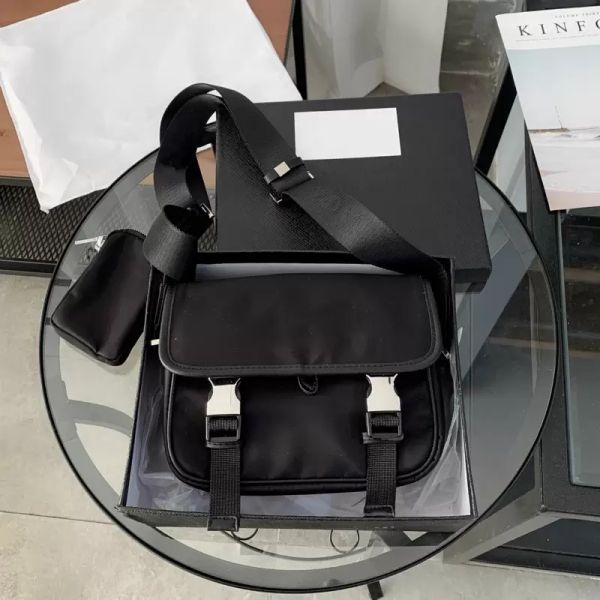 fashion designer crossbody bags mens briefcases brand messenger shoulder bags new black purses ladies envelope bag zipper 20222680173
fashion designer crossbody bags mens briefcases brand messenger shoulder bags new black purses ladies envelope bag zipper 20222680173