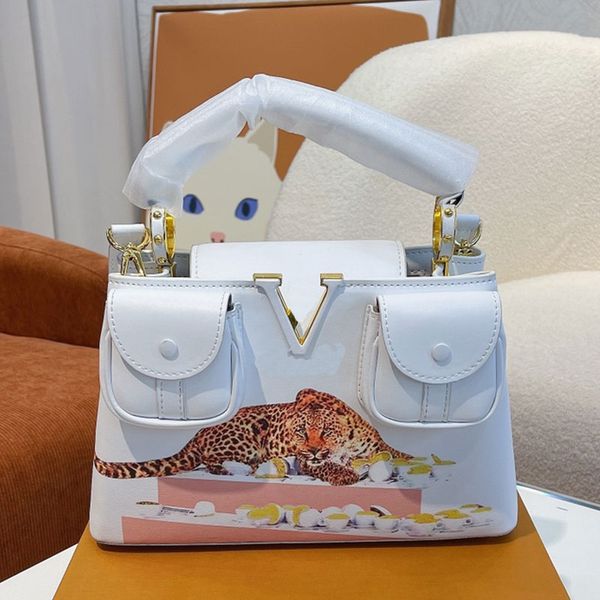 women handbag crossbody bag lady tote bags plain letter fashion monograms spray tiger pattern leather grain white interior zipper pocket two
women handbag crossbody bag lady tote bags plain letter fashion monograms spray tiger pattern leather grain white interior zipper pocket two