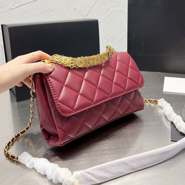 cc bags luxury brand shoulder bags womens full flap clssic bags sheepskin strass bracelet chain handle tote purse pochette gold chain strap
cc bags luxury brand shoulder bags womens full flap clssic bags sheepskin strass bracelet chain handle tote purse pochette gold chain strap