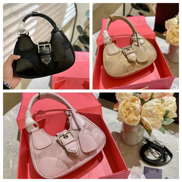 2023 collection shoulder bag moon re-nylon leather handbag re-edition 2000 underarmbag zipper closure with key belt ring front enameled meta
2023 collection shoulder bag moon re-nylon leather handbag re-edition 2000 underarmbag zipper closure with key belt ring front enameled meta