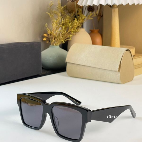 sunglasses for women men summer 4436 style anti-ultraviolet retro plate square full frame fashion eyeglasses random box, White;black
sunglasses for women men summer 4436 style anti-ultraviolet retro plate square full frame fashion eyeglasses random box, White;black