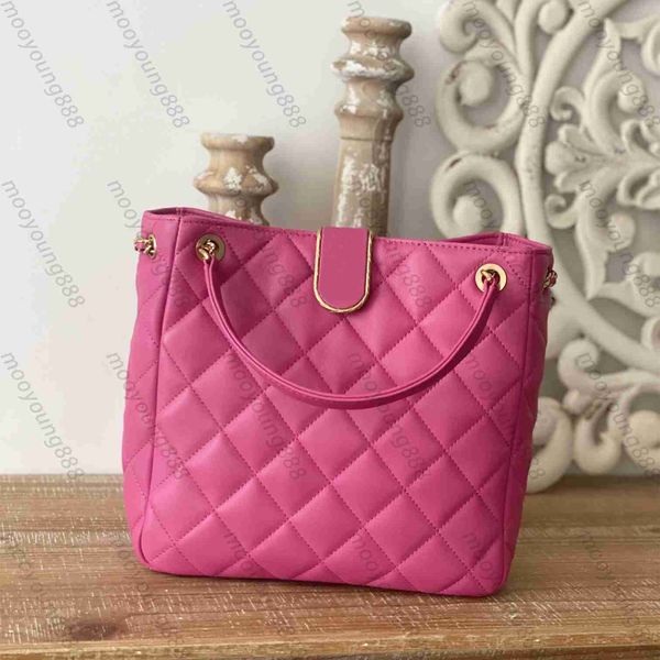 10a tier mirror quality small shopping bag 22cm luxury designers womens real leather hobo lambskin quilted black purse handbag shoulder
10a tier mirror quality small shopping bag 22cm luxury designers womens real leather hobo lambskin quilted black purse handbag shoulder