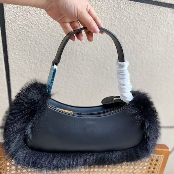 2023 sport outdoor leisure bag trendy faux fur pink color square women's travel handbag lady fendis armpit underarm fitness hiking
2023 sport outdoor leisure bag trendy faux fur pink color square women's travel handbag lady fendis armpit underarm fitness hiking