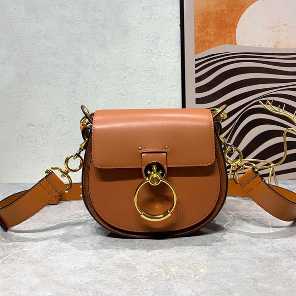 7a tess small bag purse shiny leather suede handbag round shape crossbody designer luxury flap with magnet closure shoulder bags linen linin
7a tess small bag purse shiny leather suede handbag round shape crossbody designer luxury flap with magnet closure shoulder bags linen linin