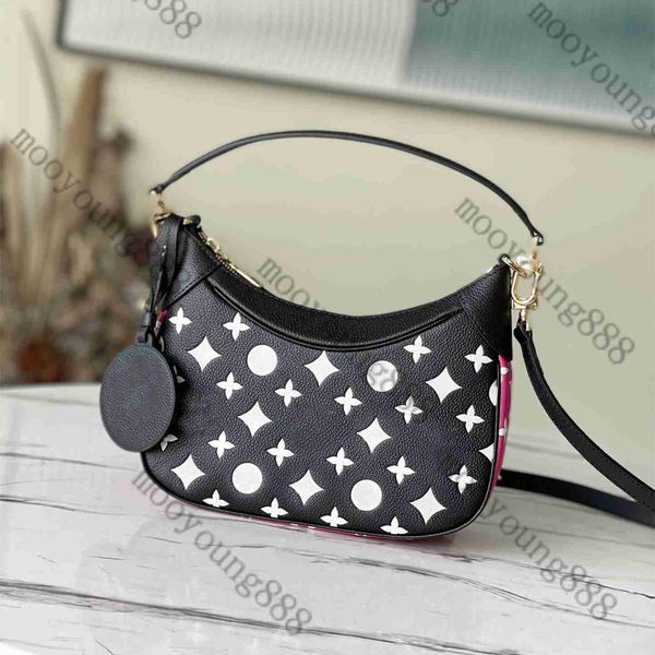 10a tier quality luxuries designers bagatelle hobo bag womens real leather quilted purse half moon zipper handbag crossbody shoulder
10a tier quality luxuries designers bagatelle hobo bag womens real leather quilted purse half moon zipper handbag crossbody shoulder