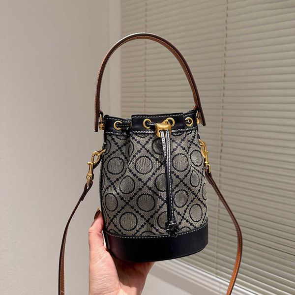 bucket bags crossbody designer bags luxurys handbags lady print shoulder bag women vintage fashion purse beach hand bag 230129
bucket bags crossbody designer bags luxurys handbags lady print shoulder bag women vintage fashion purse beach hand bag 230129