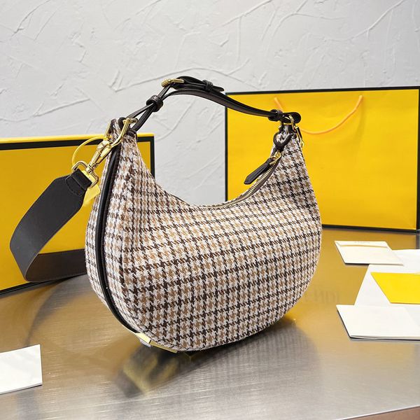 crescent shoulder sling bag half moon wallet purse women underarm bags crossbody letter handbag pouch ladies handbags swallow gird metal let
crescent shoulder sling bag half moon wallet purse women underarm bags crossbody letter handbag pouch ladies handbags swallow gird metal let
