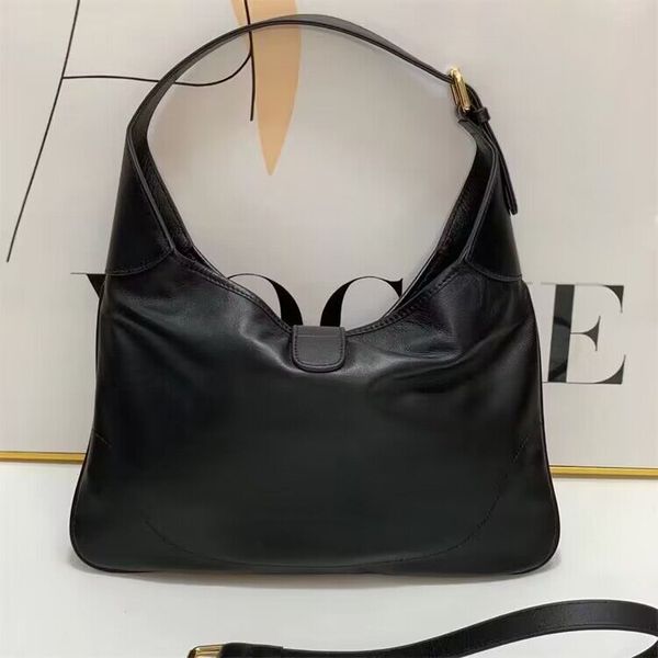 2023 sport outdoor hiking shoulder bag retro underarm travel bags trend crescent guccies commuting softhobo fitness
2023 sport outdoor hiking shoulder bag retro underarm travel bags trend crescent guccies commuting softhobo fitness