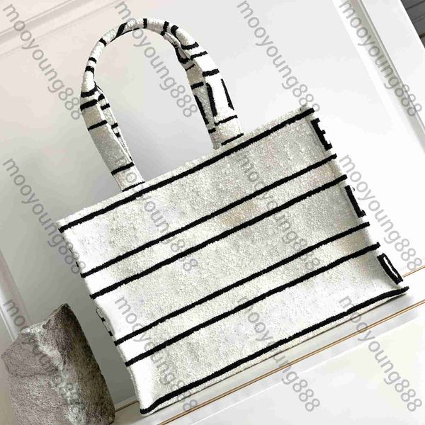 10a tier quality luxuries designers cabas thais bag 41cm large womens letter print handbag shoulder white bag real leather shopping bags
10a tier quality luxuries designers cabas thais bag 41cm large womens letter print handbag shoulder white bag real leather shopping bags