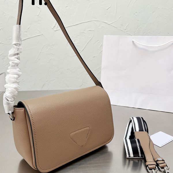 crossbody messenger bag flap handbags purse women shoulder plain wallets triangle hasp pattern removable wide shoulder strap magnetic buckle
crossbody messenger bag flap handbags purse women shoulder plain wallets triangle hasp pattern removable wide shoulder strap magnetic buckle