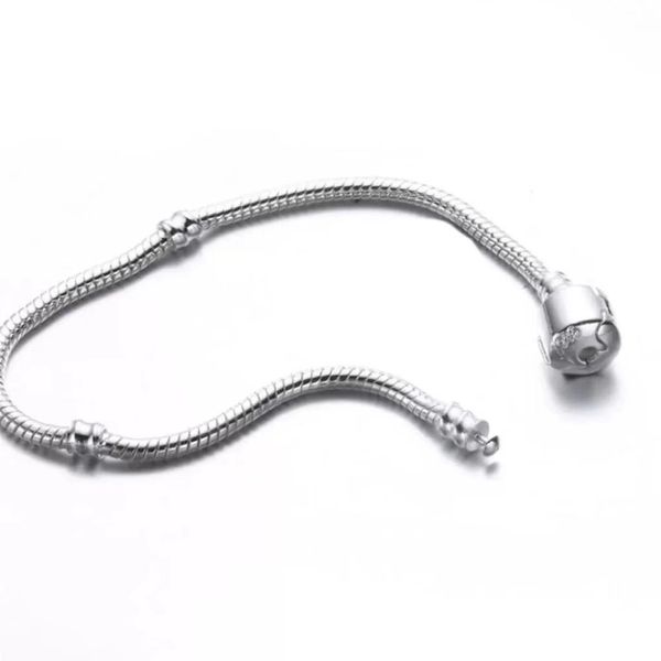 1pcs drop shipping factory heart silver plated bracelets snake chain fit for pandora bangle bracelet women children birthday gift b002, Golden;silver
1pcs drop shipping factory heart silver plated bracelets snake chain fit for pandora bangle bracelet women children birthday gift b002, Golden;silver