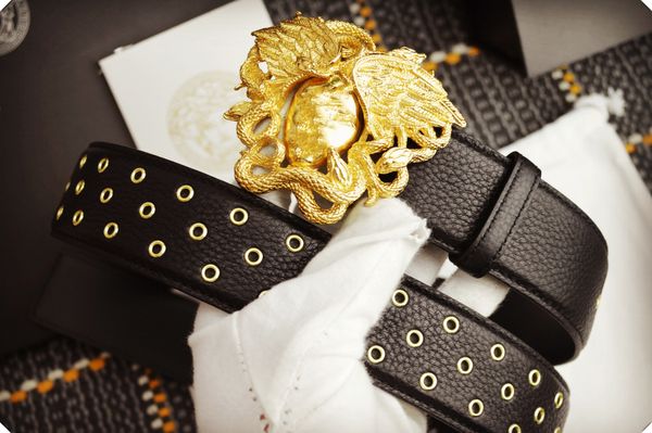 designer high-end leather belt for men and women classic fashion with suit casual pants with box size 3.8cm 954413, Black;brown
designer high-end leather belt for men and women classic fashion with suit casual pants with box size 3.8cm 954413, Black;brown