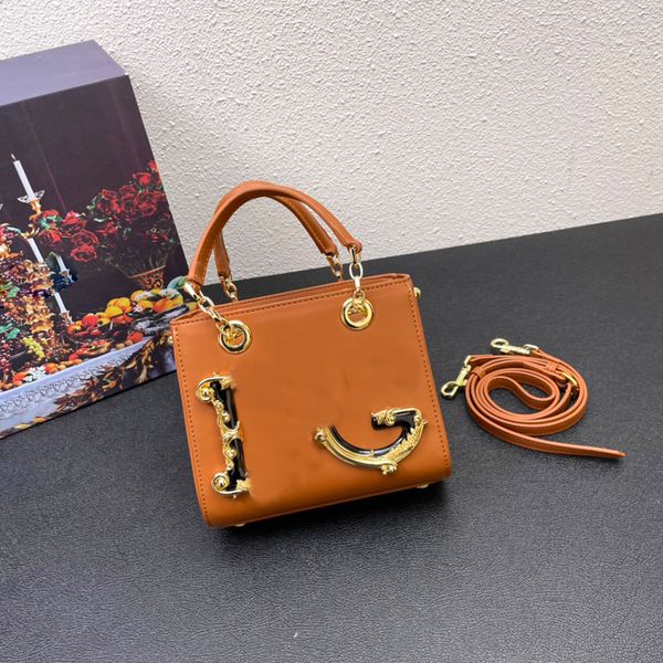 7a totes bag designer handbag crossbody bags calfskin leather baroque gold-pleated letter flap handbags magnetic clasp adjustable removable
7a totes bag designer handbag crossbody bags calfskin leather baroque gold-pleated letter flap handbags magnetic clasp adjustable removable