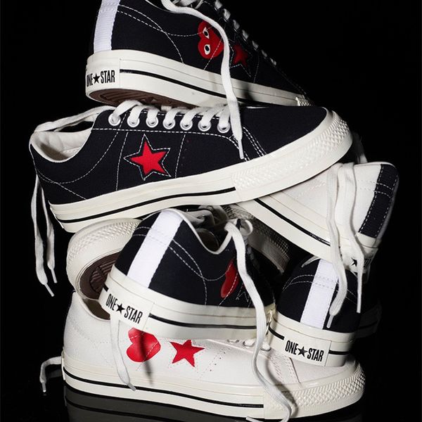 1970s classic canvas casual shoes womens stras eyes sneaker platform canvas jointly star chuck 70 chucks 1970 big des name campus men women, Black
1970s classic canvas casual shoes womens stras eyes sneaker platform canvas jointly star chuck 70 chucks 1970 big des name campus men women, Black