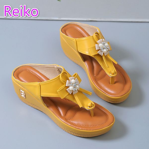 slippers retro ladies summer beaded pearl buckle flowers decorative fashion women's shoes women's wedge beach shoes 230130, Black
slippers retro ladies summer beaded pearl buckle flowers decorative fashion women's shoes women's wedge beach shoes 230130, Black