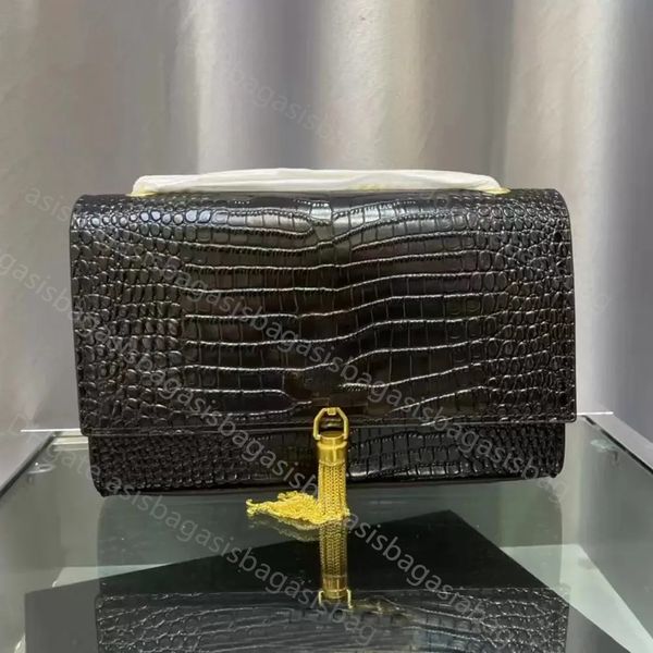 luxury designer crossbody messenger bags genuine leather black envelope handbags female envelope tassel handbags purse with card holder wall
luxury designer crossbody messenger bags genuine leather black envelope handbags female envelope tassel handbags purse with card holder wall